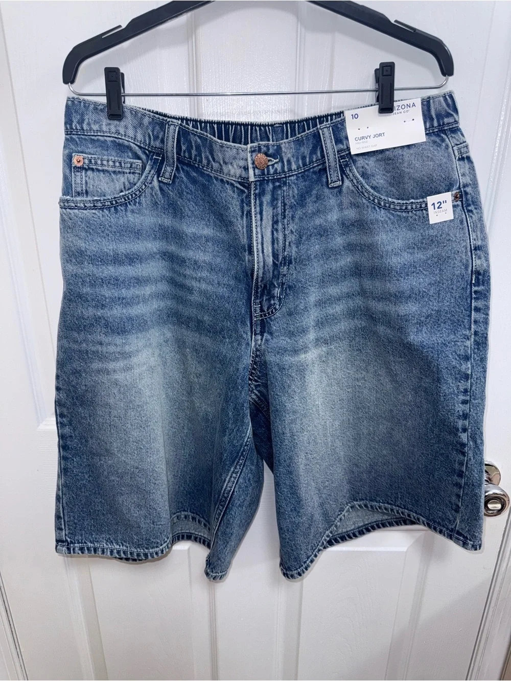 NWT Arizona Mid-Length Denim Shorts in Light Blue, Size 10